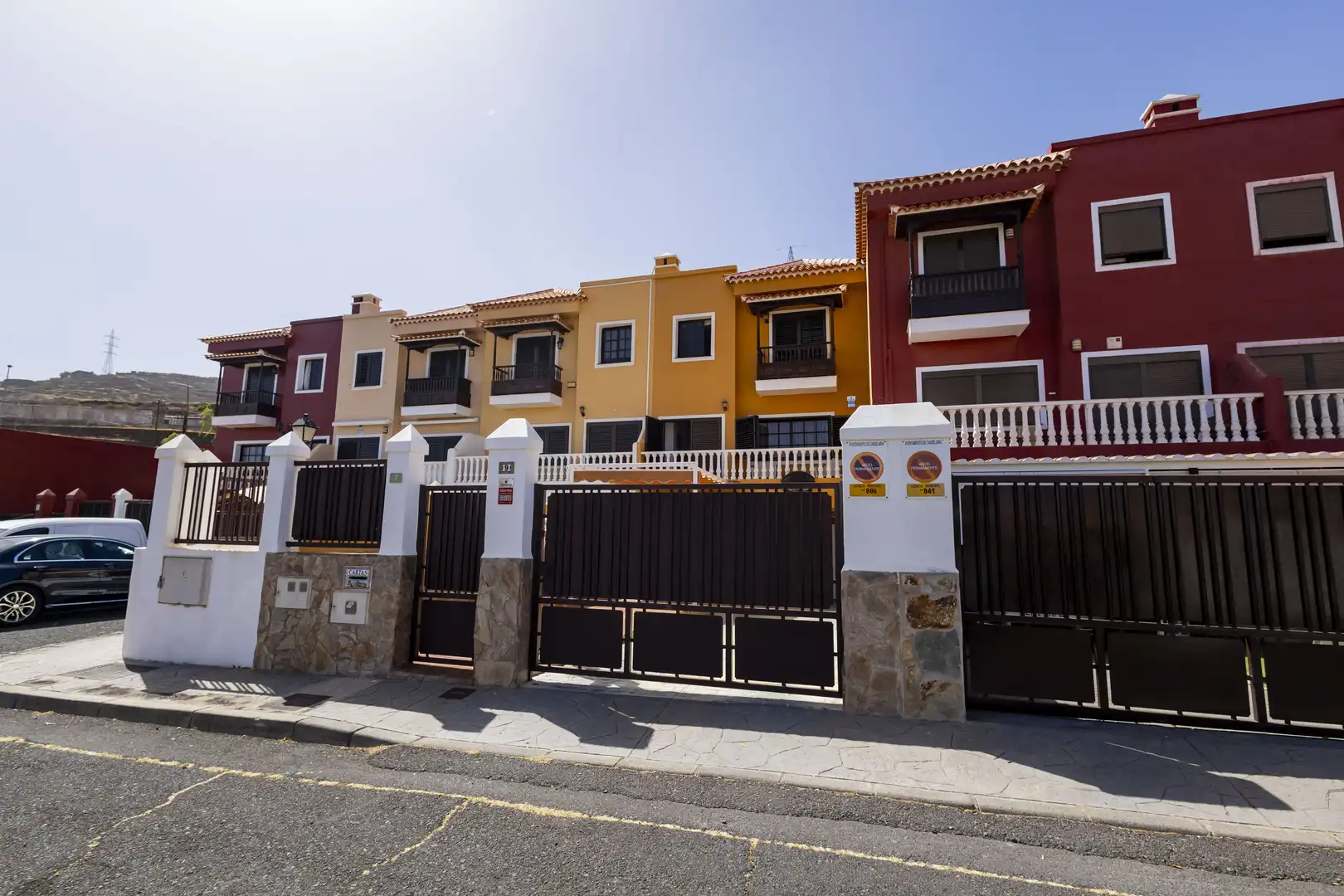 Vista exterior de Casa adosada en venta en Candelaria con Terraza, Trastero y Balcón