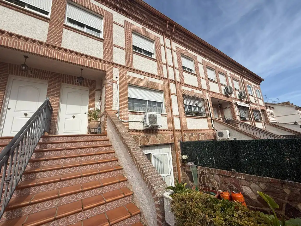 Maison jumelée à vendre à Escalona, imagen 2