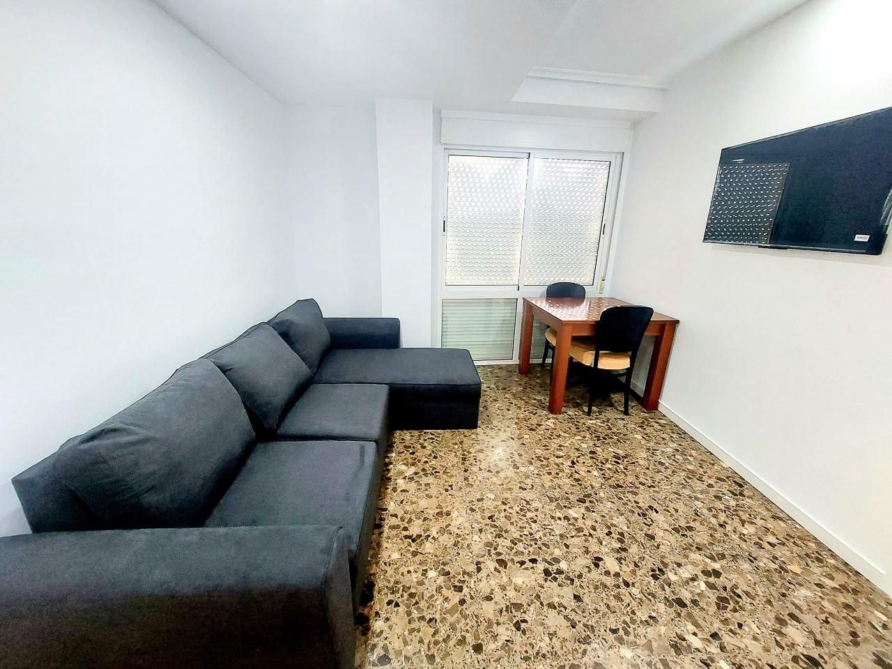 Living room of Flat to rent in Elche / Elx  with Furnished and Balcony