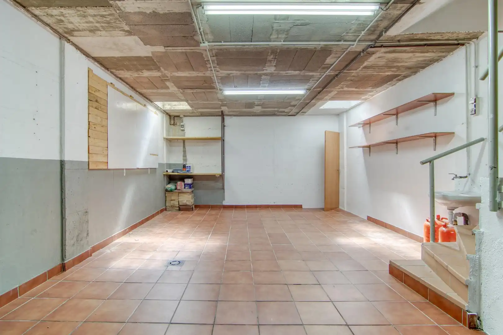 Casa adosada en venta en Figueres con Calefacción, Jardín privado y Balcón