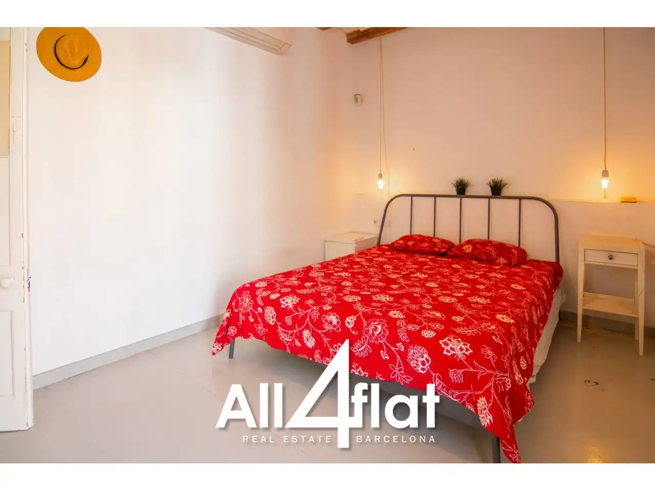 Habitación de Piso de alquiler en Barcelona con Calefacción, Amueblado y Balcón