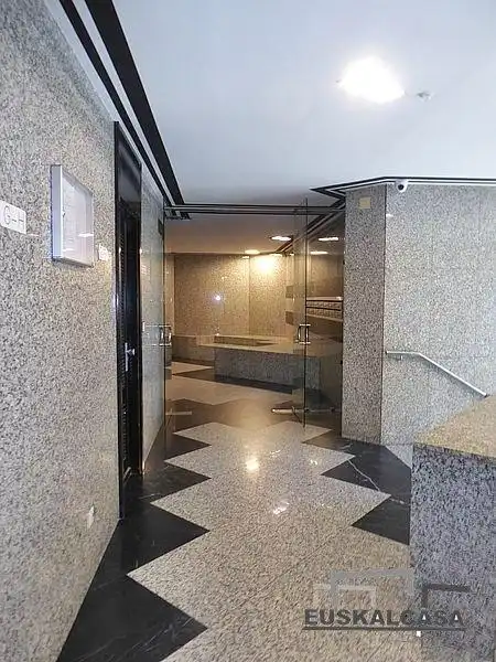 Piso con ascensor en venta en Errekalde, imagen 32