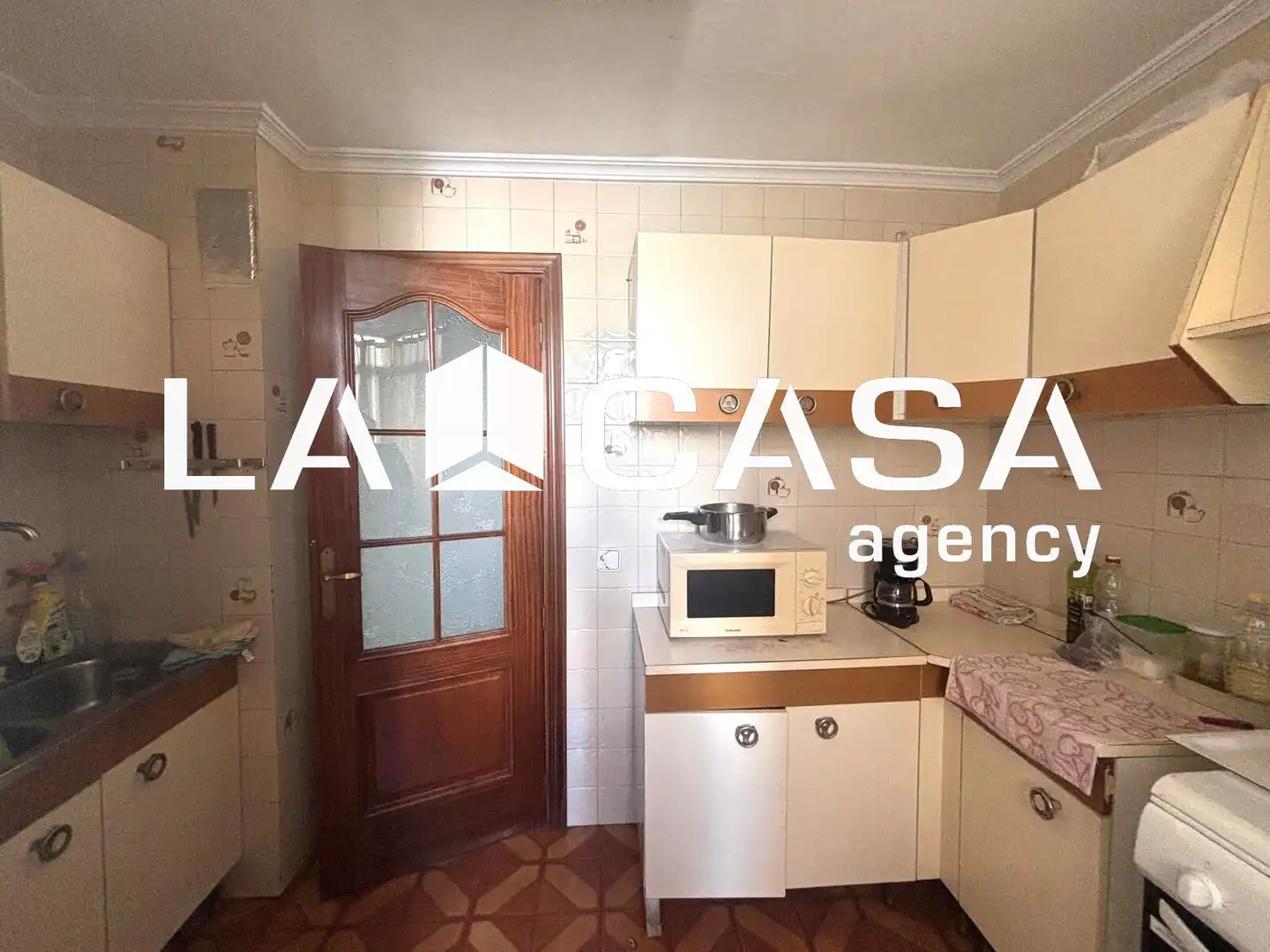 Kitchen of Flat for sale in Sevilla  with Terrace