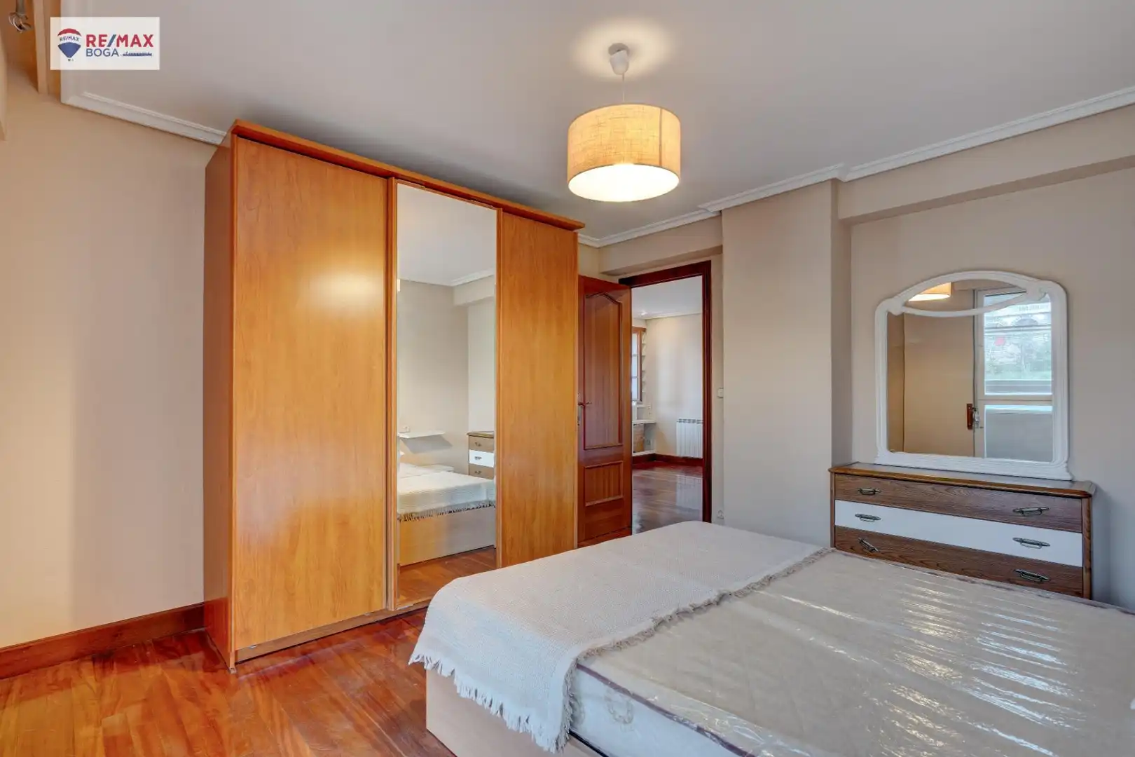 Bedroom of Flat for sale in Errenteria  with Parquet flooring and Furnished