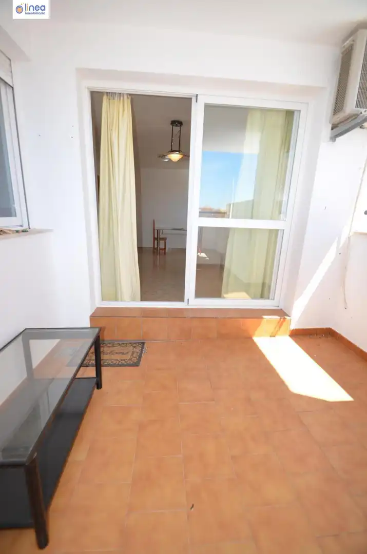 Flat for rent in Roquetas de Mar  with Air Conditioner, Terrace and Storage room