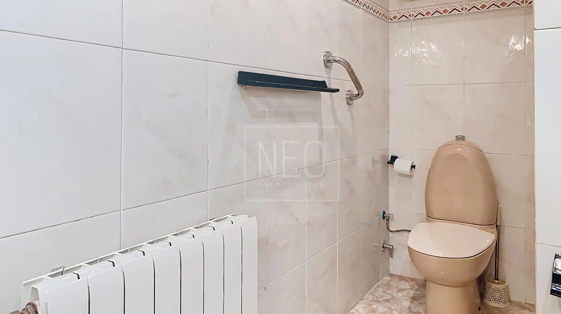 Baño de Planta baja en venta en Valencia con Jardín privado y Piscina comunitaria