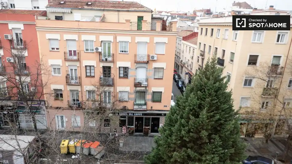 Flat with terrace to rent in Latina, imagen 6