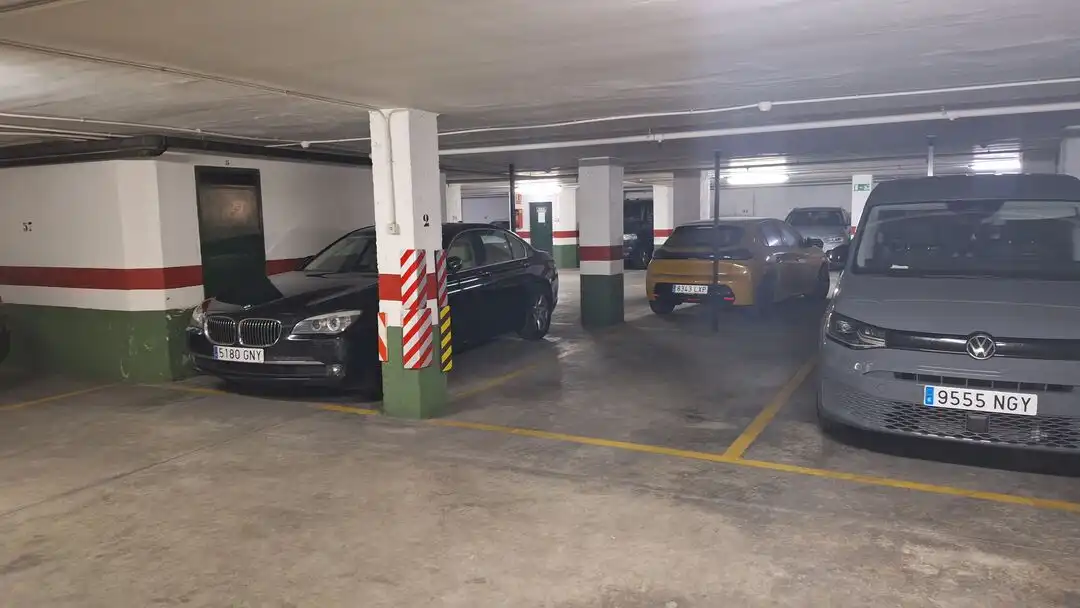 Parkplatz von Garage zur Miete in San José