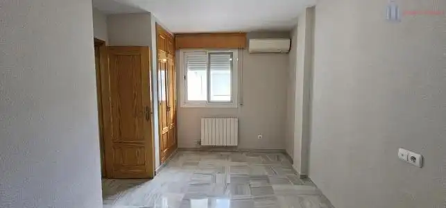 Dormitori de Casa o xalet en venda en Maracena amb Calefacció