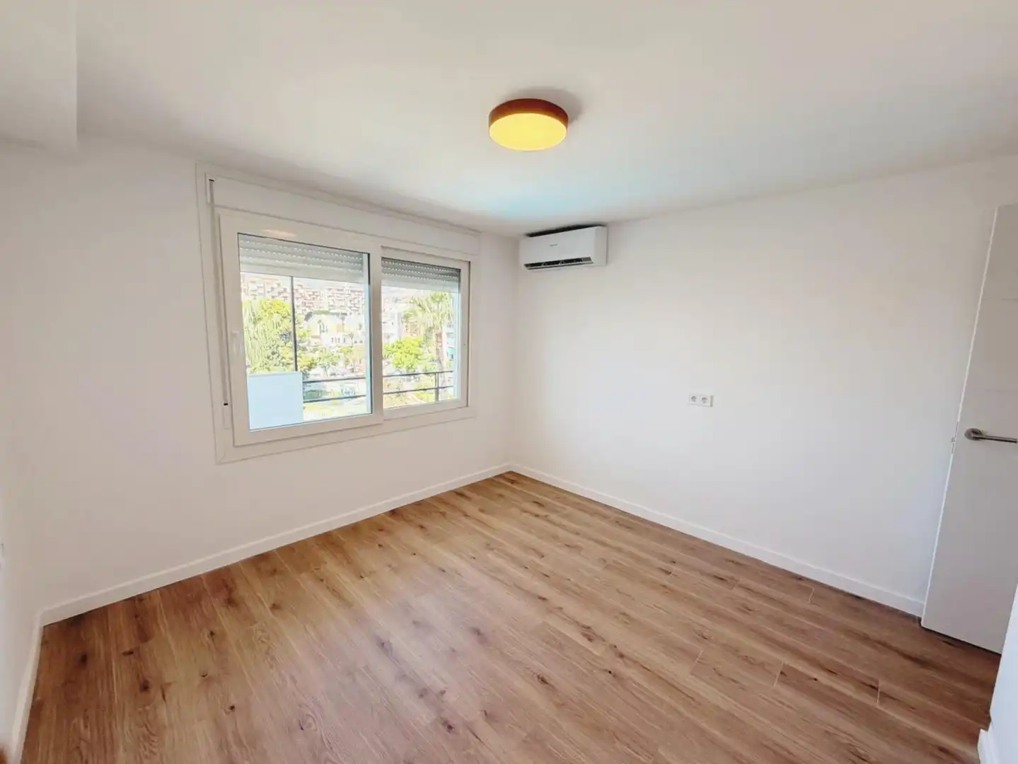 Piso con terraza en venta en Solymar, imagen 33