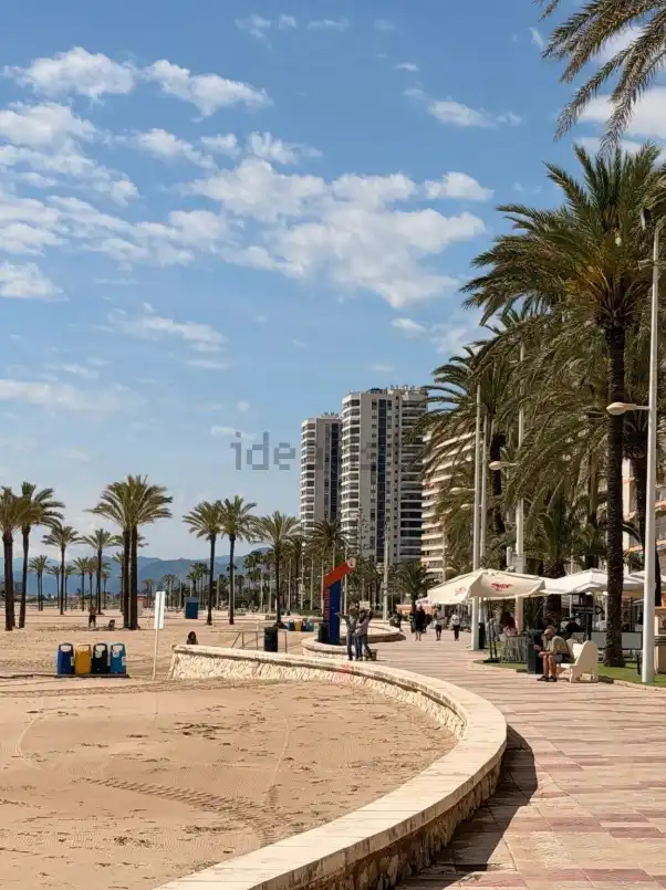 Vista exterior de Piso en venta en Cullera con Aire acondicionado, Terraza y Balcón