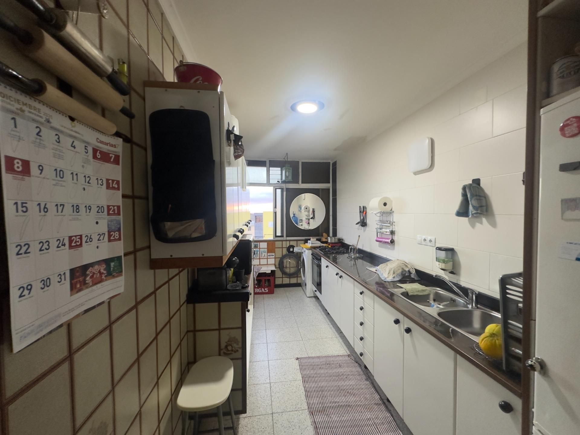 Kitchen of Flat for sale in Ingenio  with Air Conditioner and Balcony