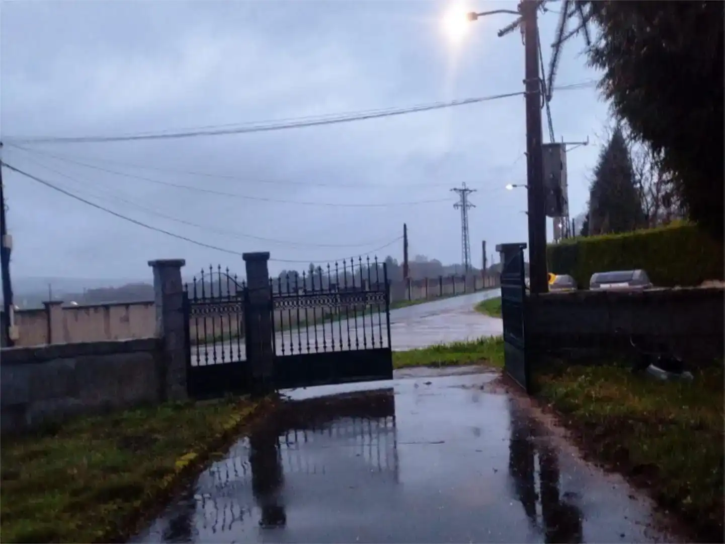 Vista exterior de Pis en venda en Parroquias del Oeste