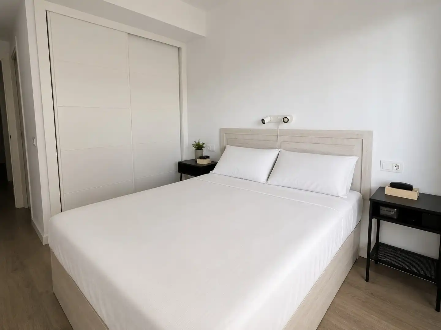 Habitación de Piso en venta en Vélez-Málaga con Aire acondicionado, Calefacción y Terraza