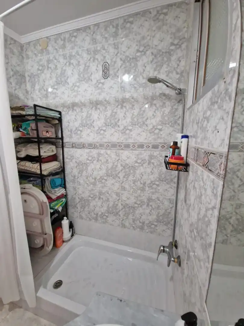 Bathroom of Flat for sale in Cádiz