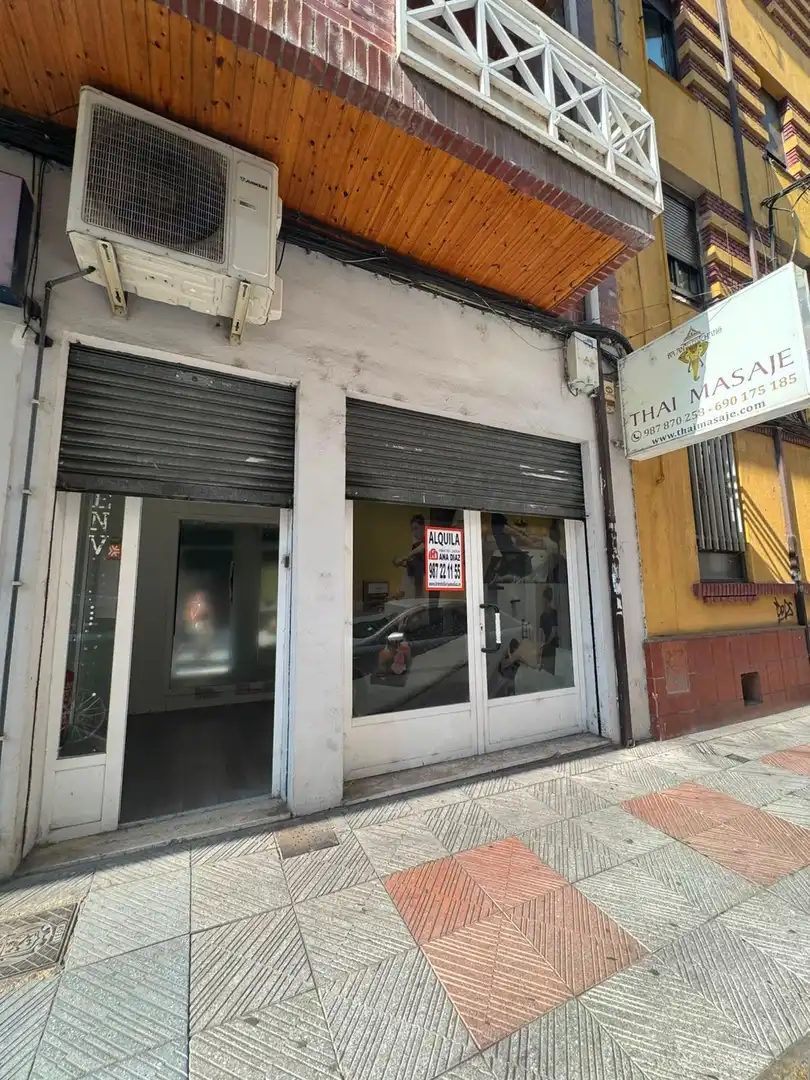 Commercial properties for rent in León Capital   with Parquet flooring