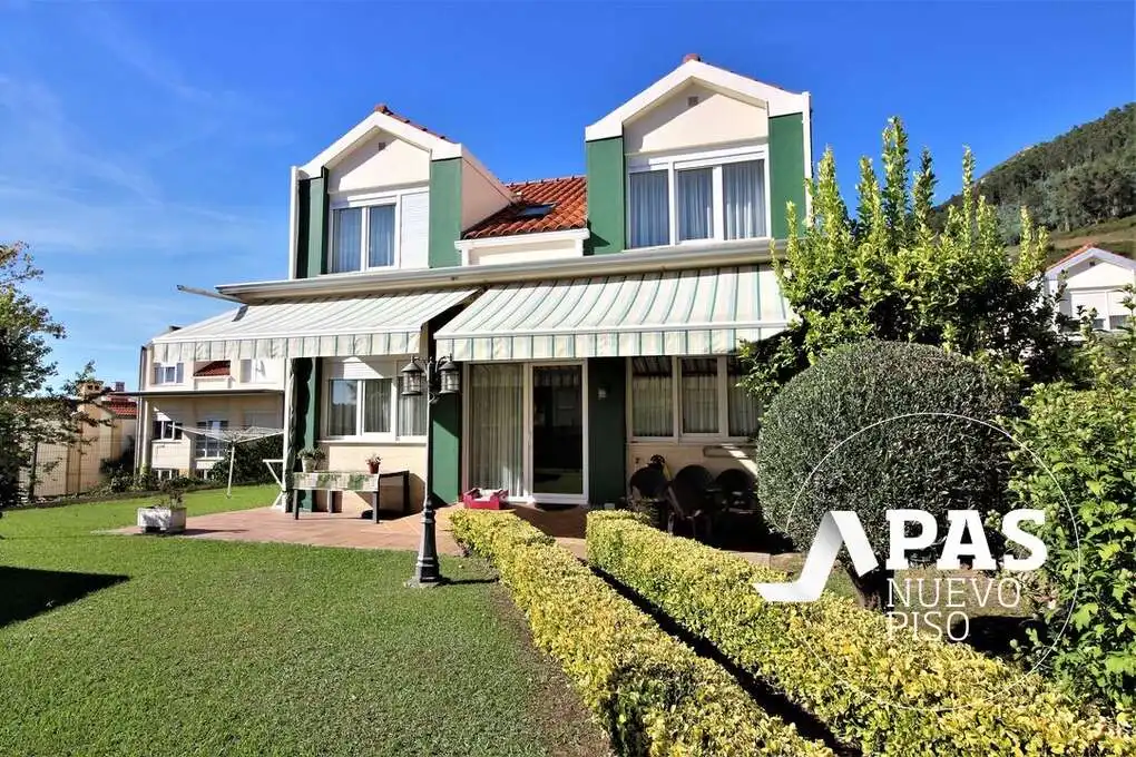 Villa con giardino in vendita a Piélagos Barrio el pozo