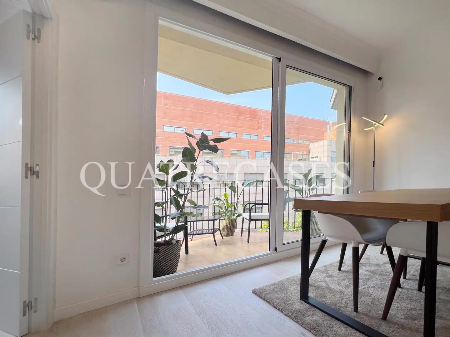 Piso con terraza en venta en Carrer del Rosselló, imagen 6