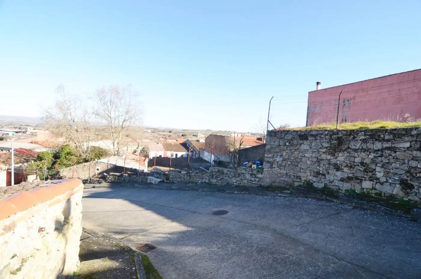 Exterior view of Commercial properties for sale in Aldeadávila de la Ribera