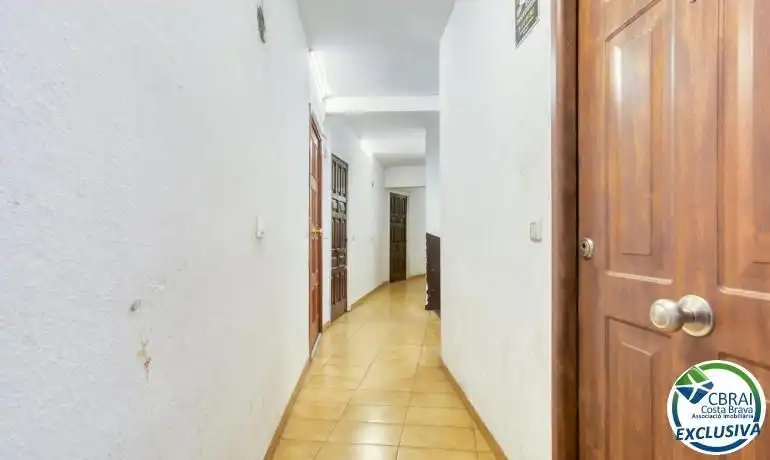 Estudi en venda en Empuriabrava amb Aire condicionat i Moblat