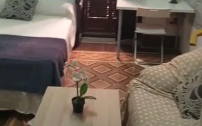 Bedroom of Flat to share in  Granada Capital  with Air Conditioner and Terrace