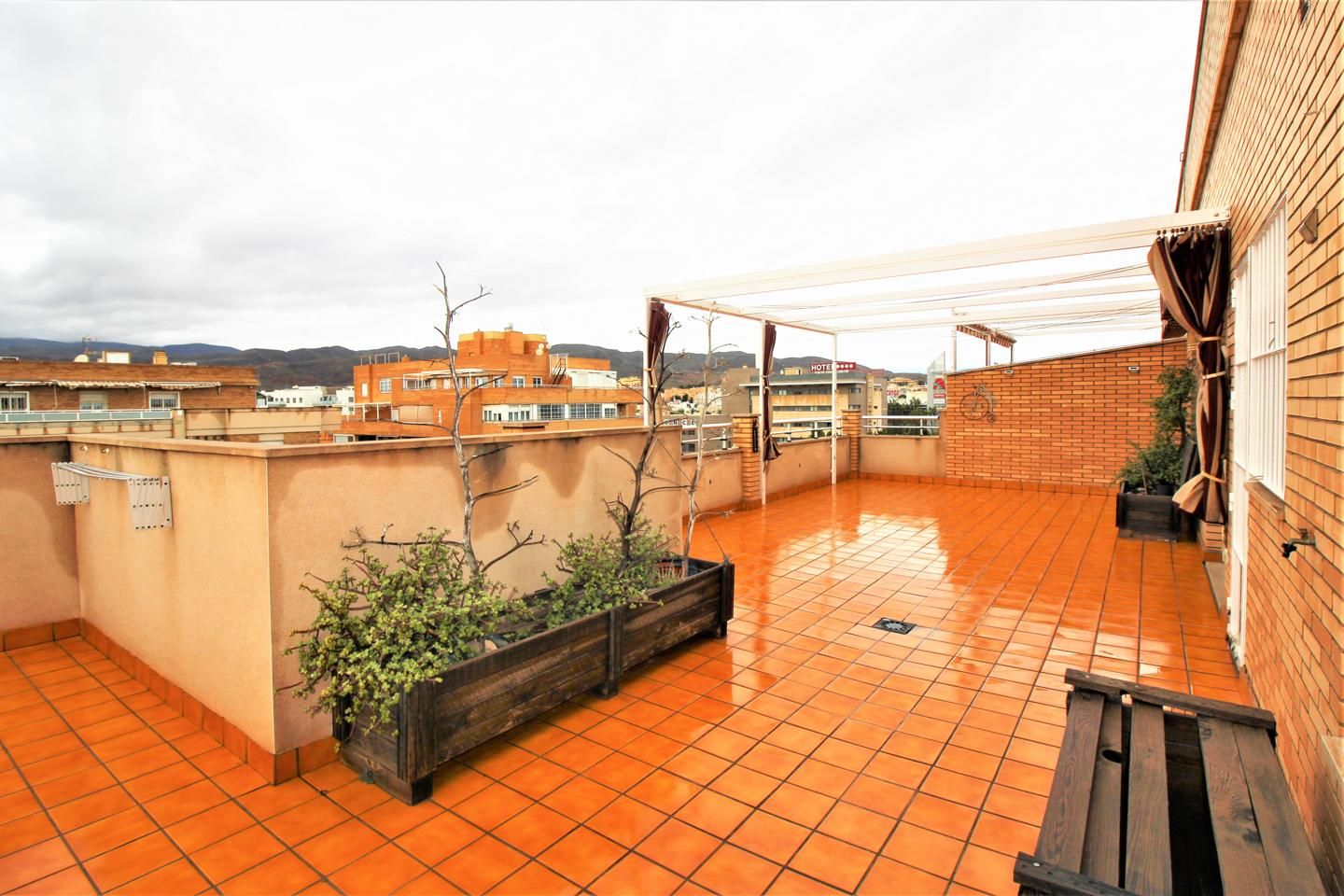 Terrassa de Àtic de lloguer en  Almería Capital amb Terrassa i Traster