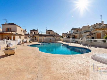 Villa mit Pool zur Miete in Los Balcones - Los Altos