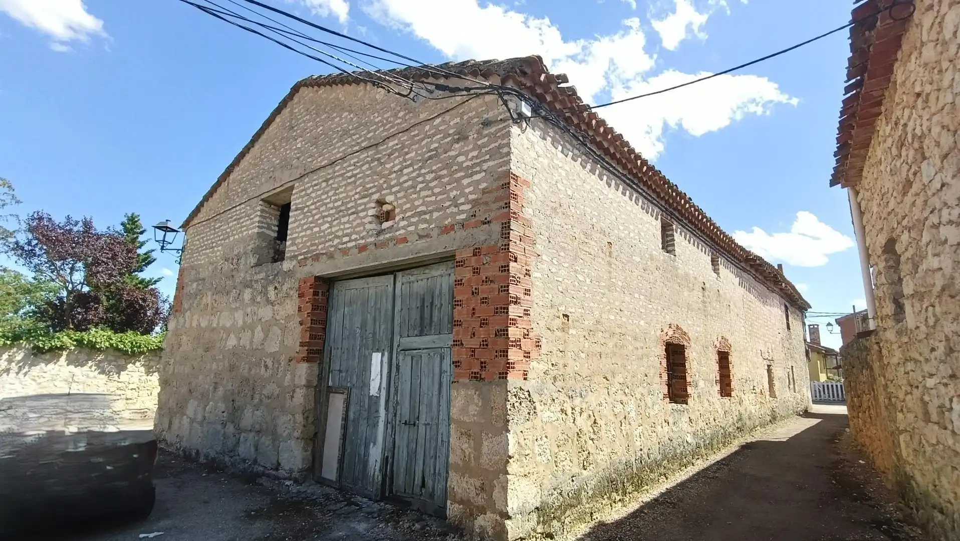 Vista exterior de Casa o chalet en venta en Modúbar de la Emparedada