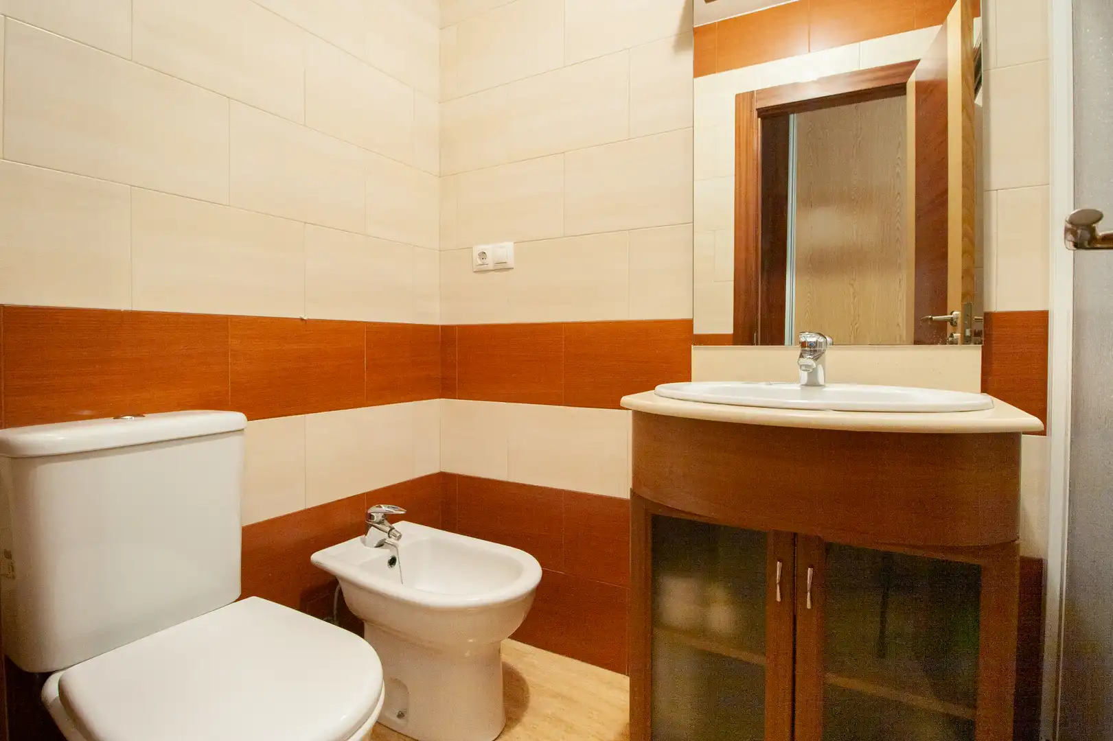 Bathroom of Flat for sale in Bedmar y Garcíez  with Storage room