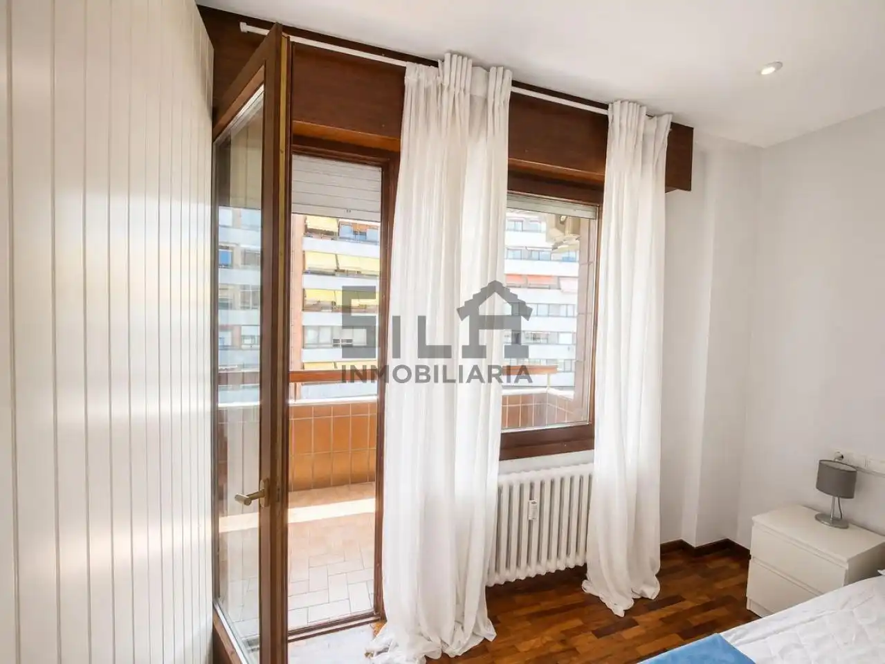 Bedroom of Flat for rent in Ourense Capital   with Air Conditioner, Heating and Parquet flooring