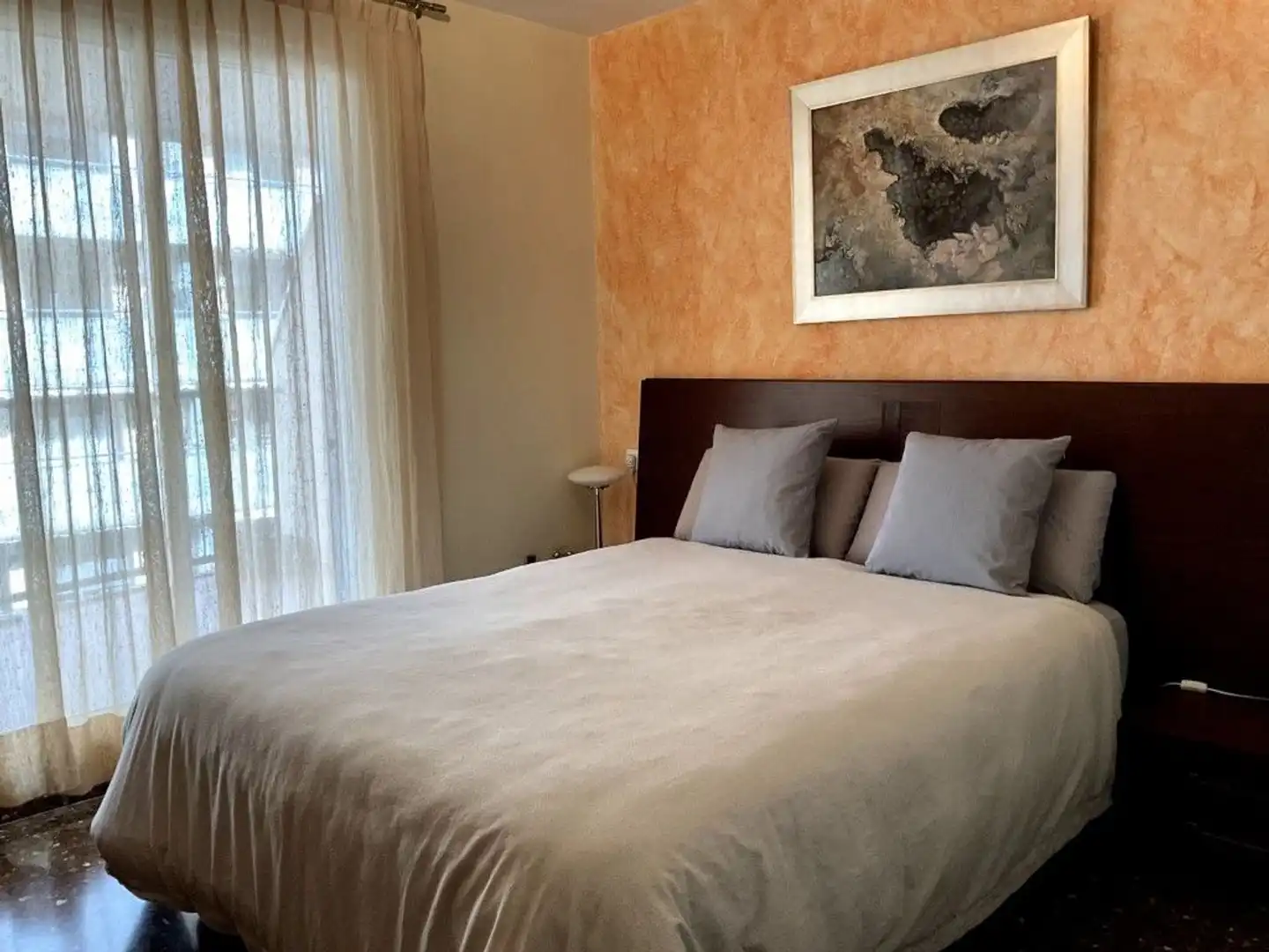 Habitación de Ático en venta en Paterna con Aire acondicionado, Terraza y Trastero