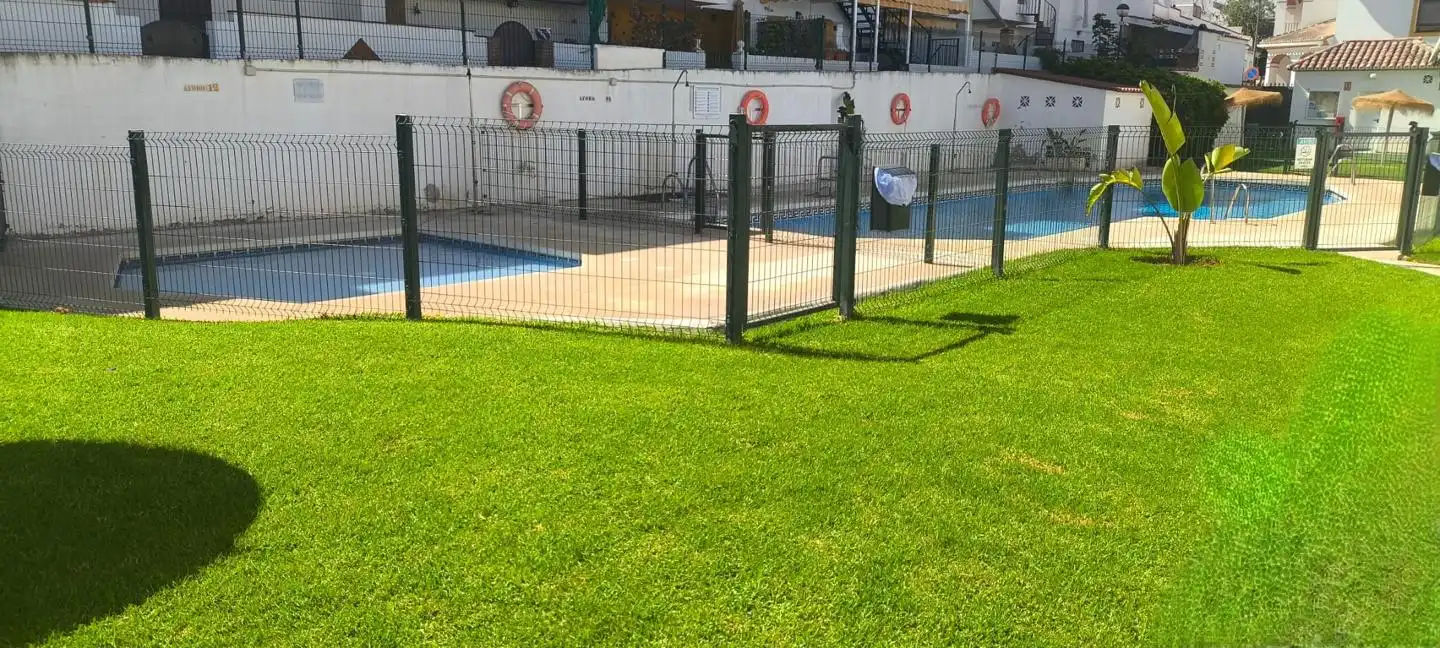 Adossat amb piscina en venda a Calle Jilguero 1, imagen 34