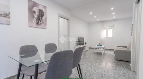Foto 2 de Piso en venta en C. Alonso Ojeda, Oliveros - Altamira, Almería Capital