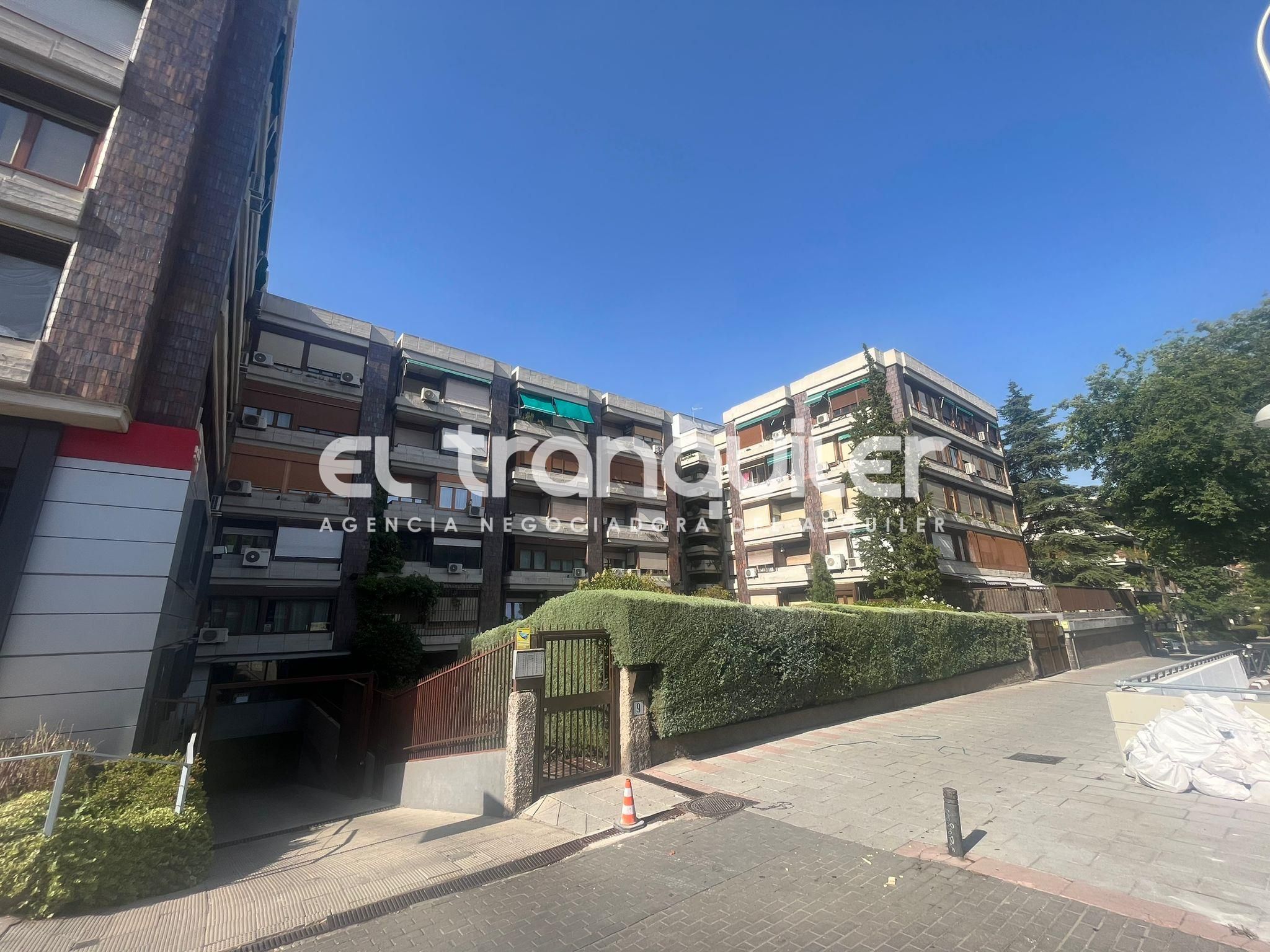 Vista exterior de Pis de lloguer en  Madrid Capital amb Terrassa