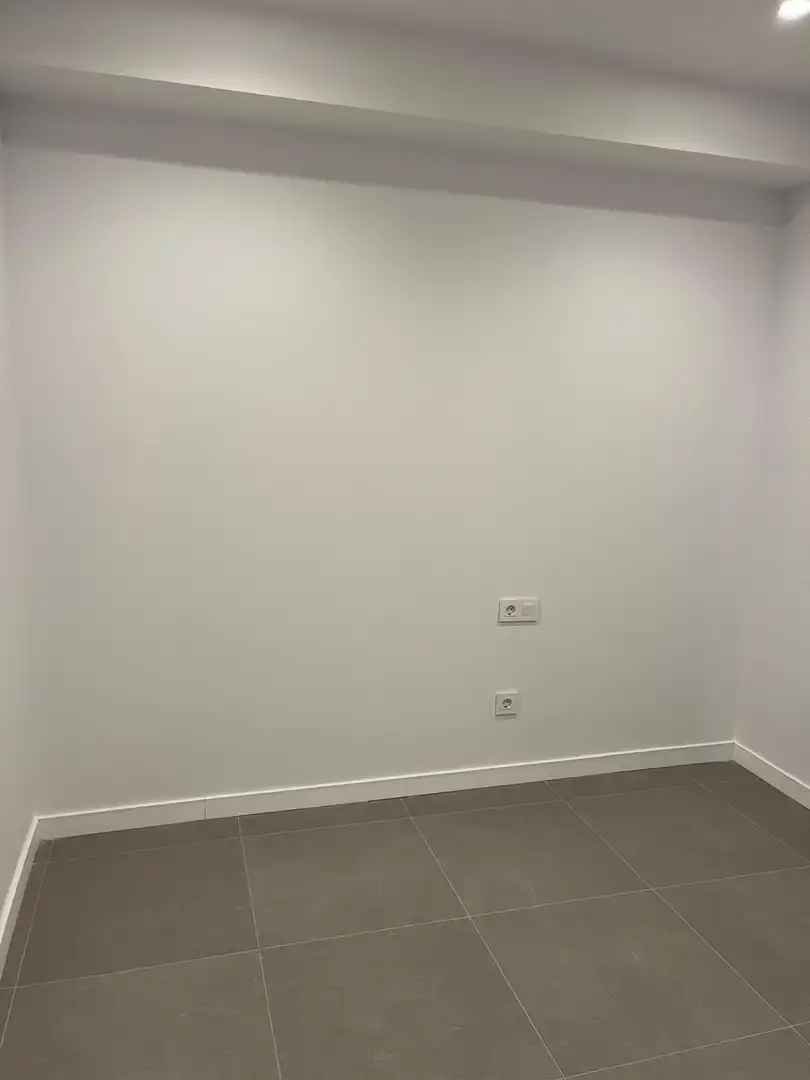 Ground floor for sale in Sabadell  with Air Conditioner and Heating
