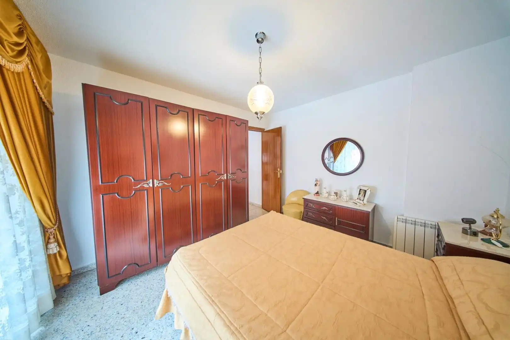 Dormitori de Casa o xalet en venda en Moclín