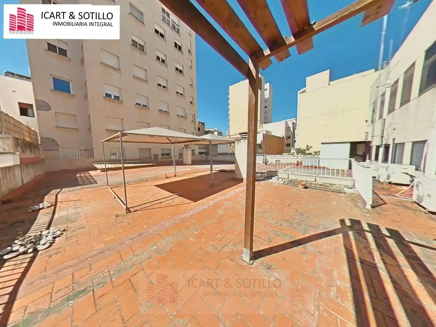 Vista exterior de Oficina en venta en Vinaròs con Aire acondicionado