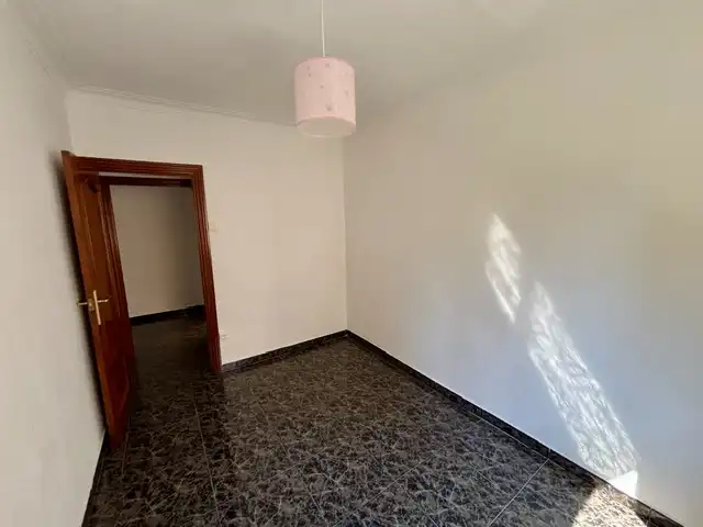 Bedroom of Flat for rent in L'Hospitalet de Llobregat  with Air Conditioner, Heating and Balcony