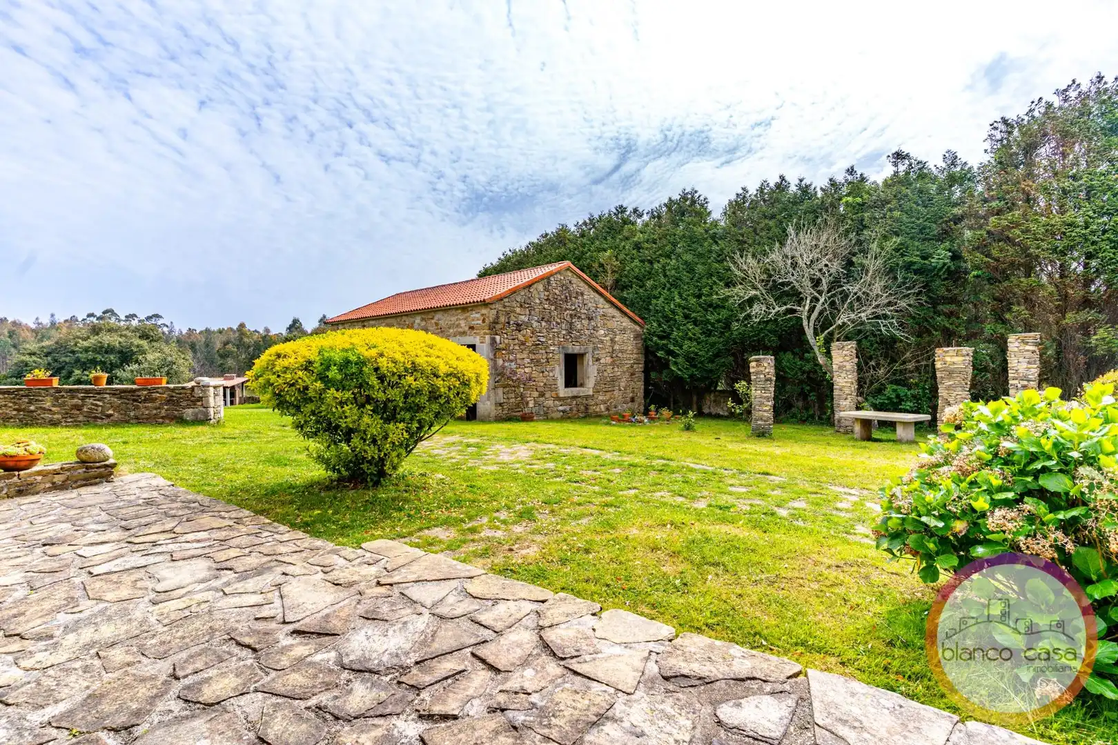 Vista exterior de Casa o chalet en venta en Malpica de Bergantiños con Amueblado y Balcón