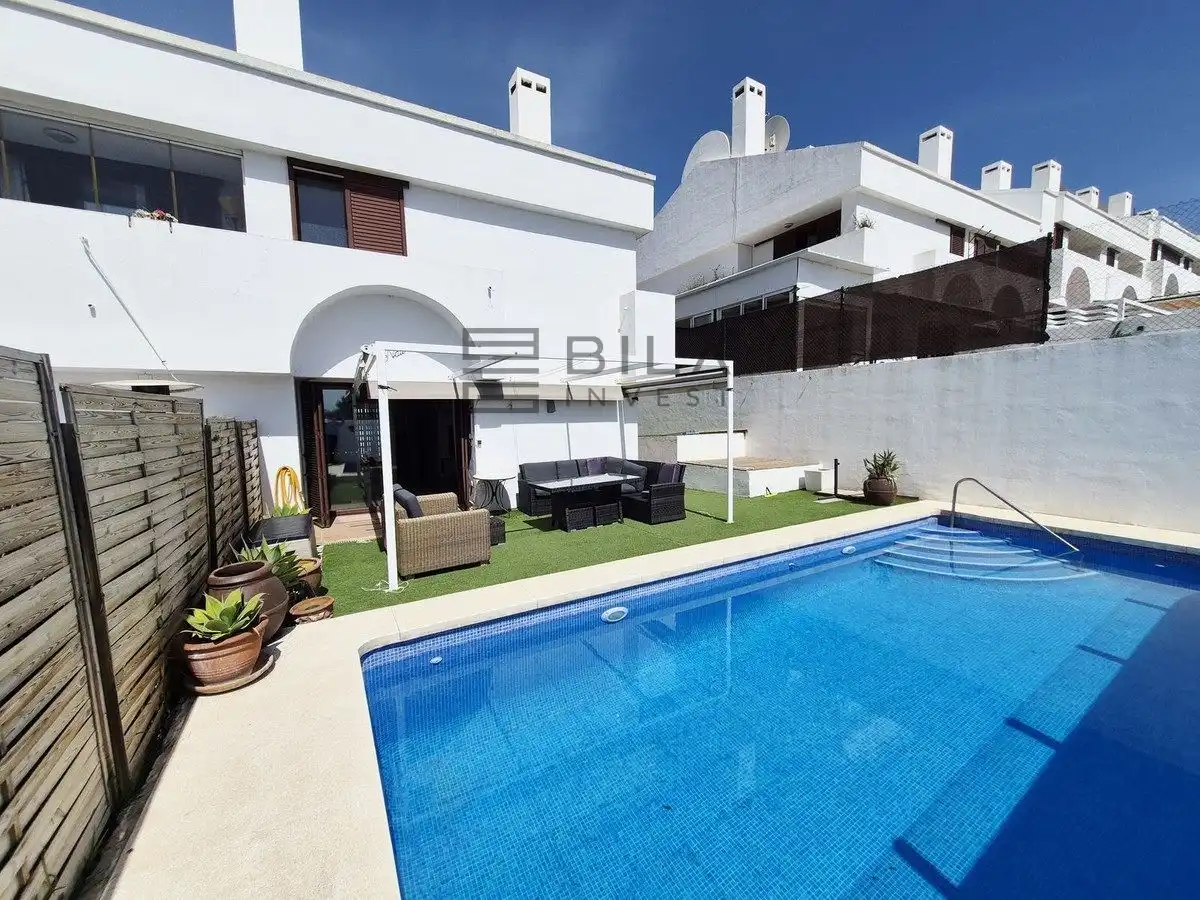 Adossat amb piscina en venda a Araijanal, imagen 2