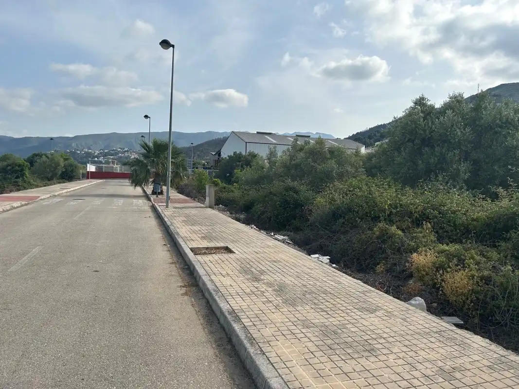 Terreno residencial en venta en Avinguda Alcalde Casimiro Bataller Arlandis 45, imagen 9