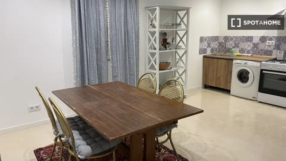 Esszimmer von Wohnungen zur untervermieten in Valdemorillo mit Klimaanlage, Terrasse und Möbliert