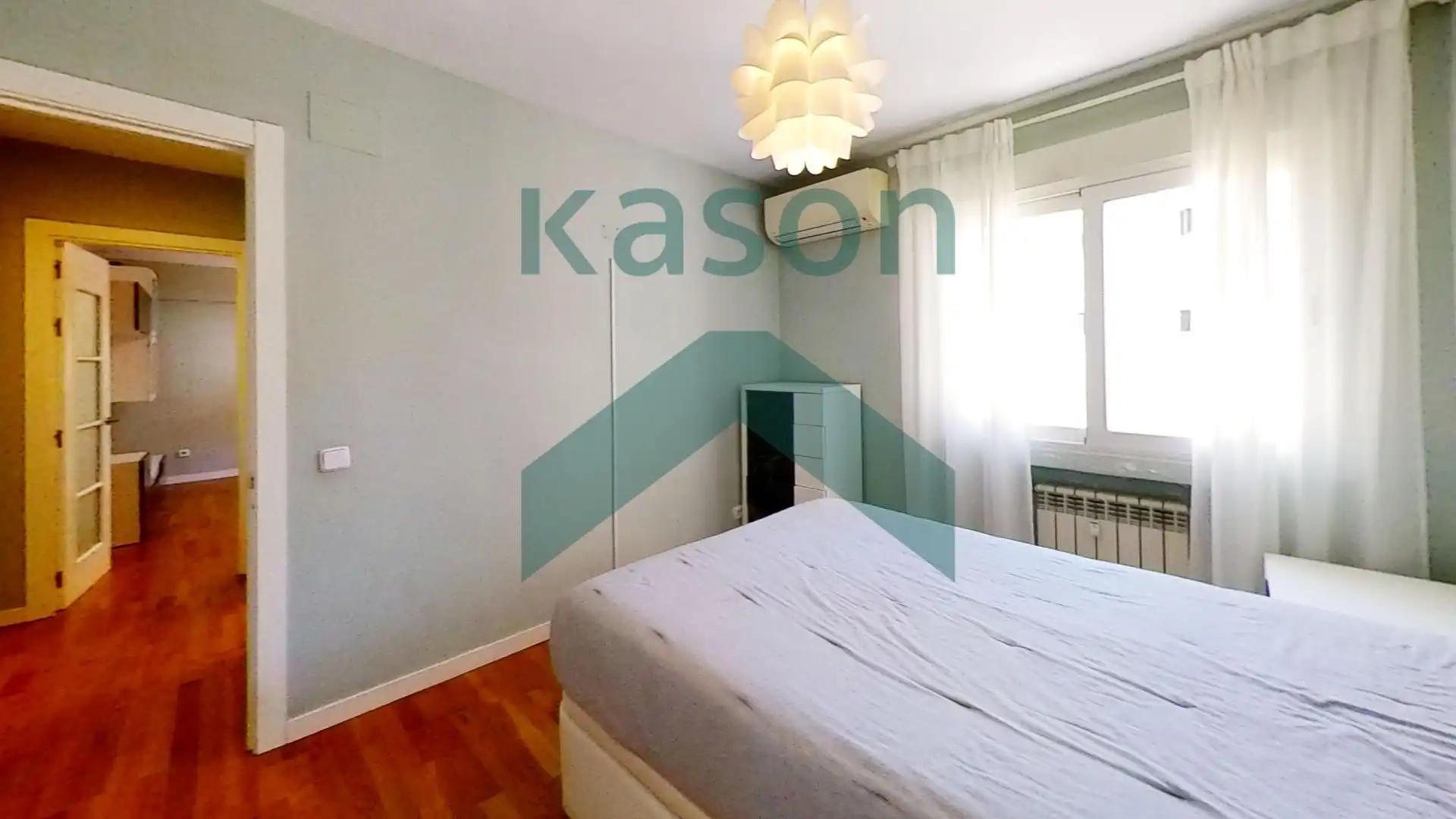 Schlafzimmer von Wohnung zum Verkauf in Madrid mit Klimaanlage und Heizung