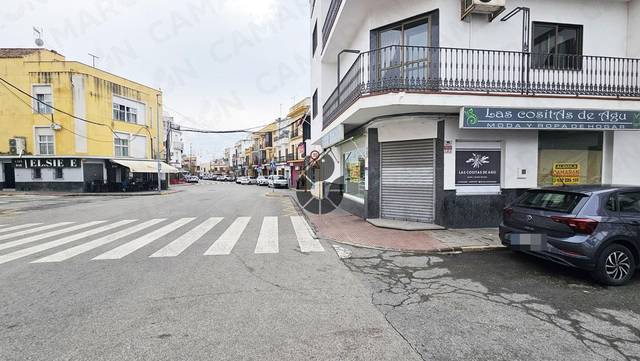 Local comercial en Alquiler en Coria del Río
