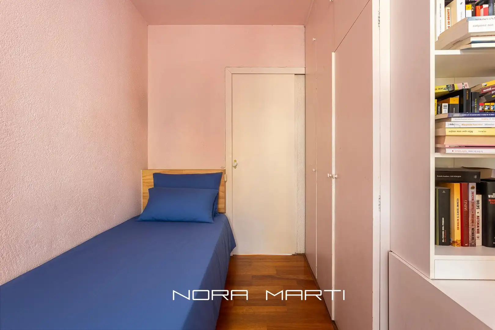 Habitación de Casa o chalet en venta en Barcelona con Calefacción y Terraza