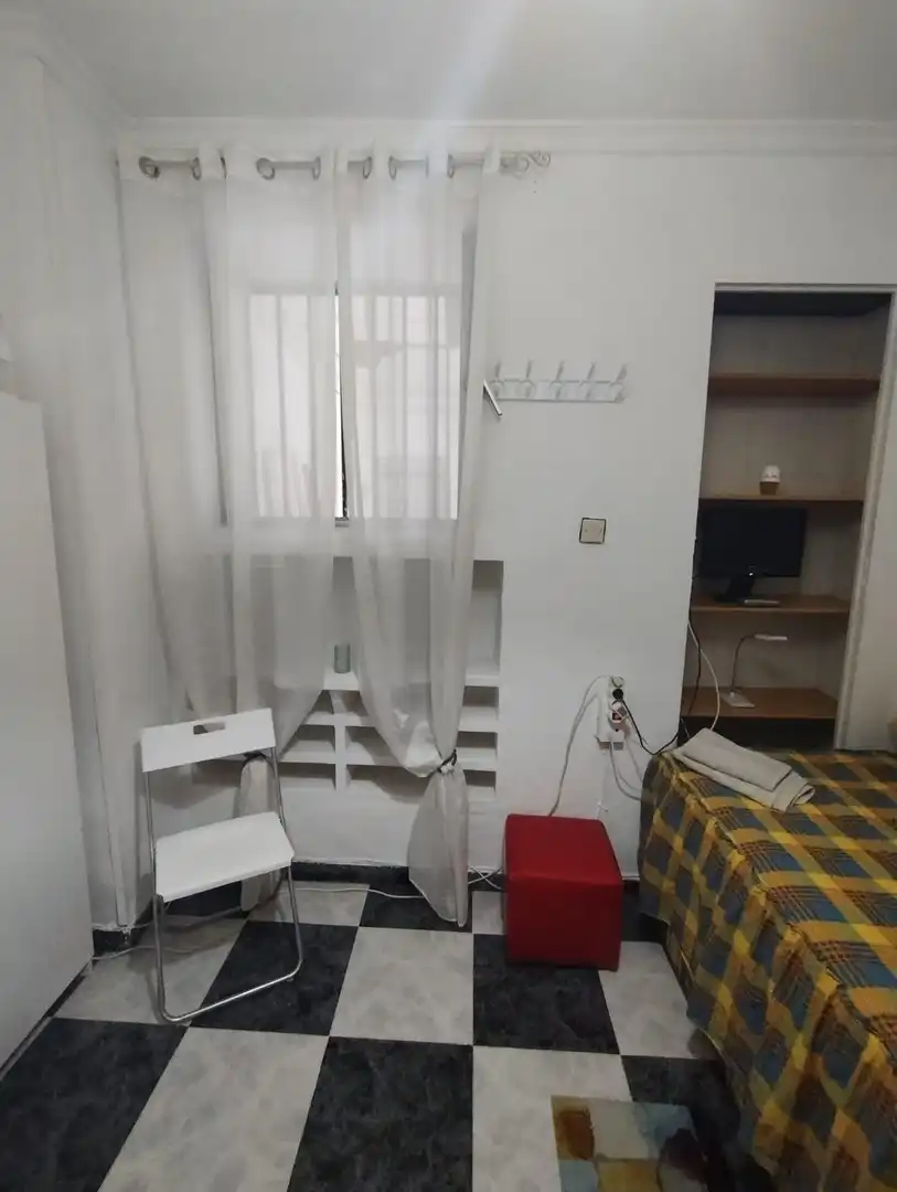 Habitación de Piso en venta en Cádiz con Amueblado