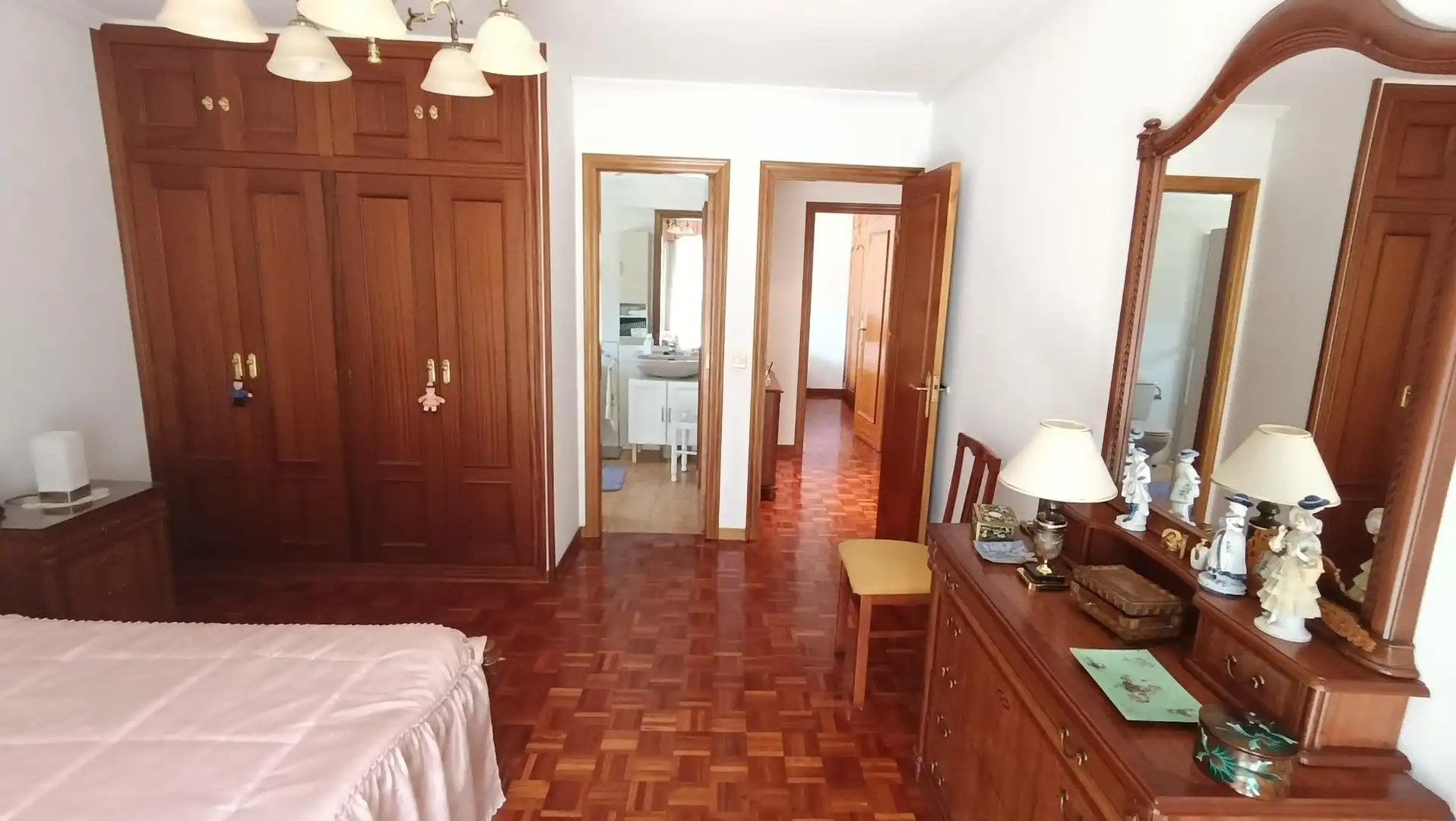 Habitación de Piso en venta en Burgos con Calefacción, Terraza y Trastero