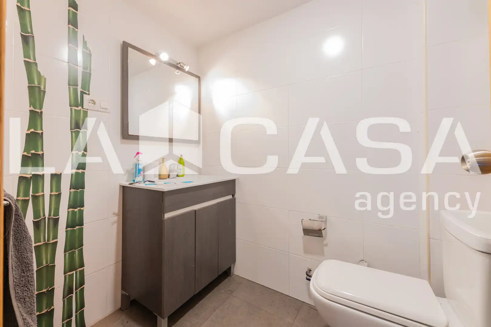 Piso en venta en Valencia con Balcón