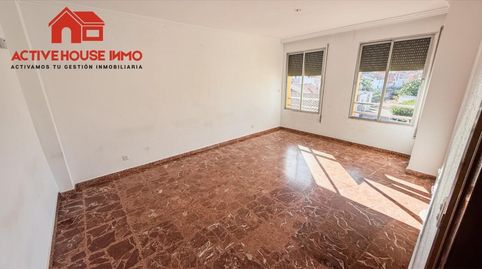 Foto 2 von Wohnung zum Verkauf in Calle Industria, Santa Bàrbara, Tarragona