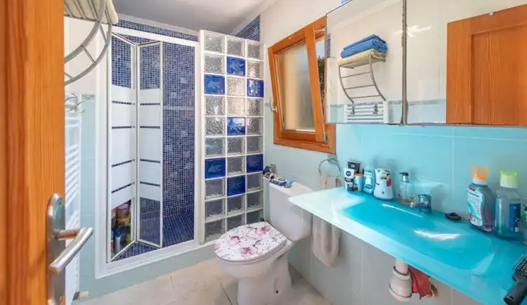 Bathroom of Country homes for sale in Alcúdia  with Air Conditioner, Heating and Private garden